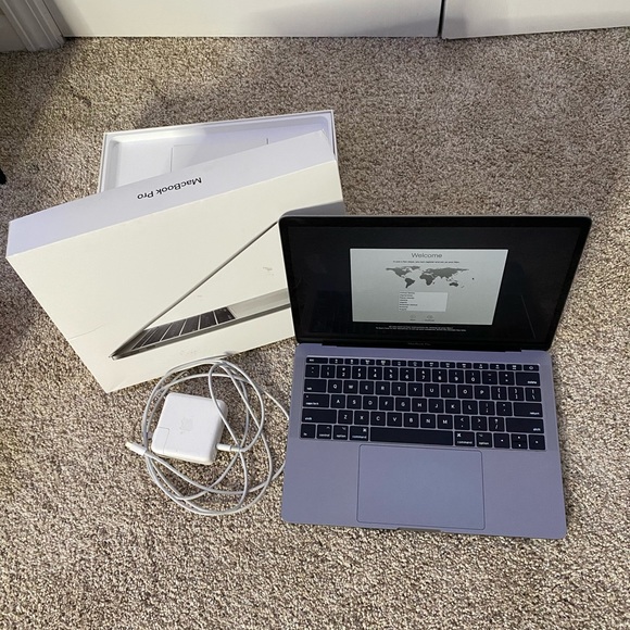 13.3-inch Space Gray MackBook Pro